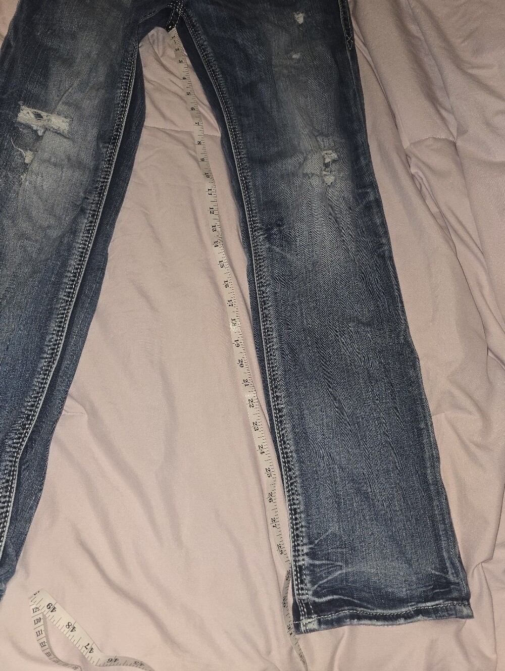 Rock Revival Women's  Distressed  Jeans Sz 32 Bling Pocket - Picture 3 of 8
